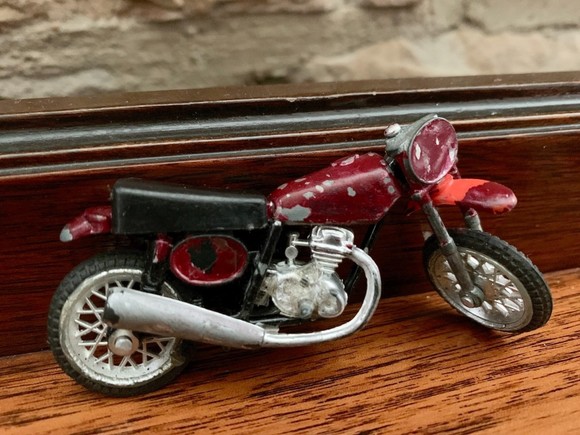 Lot of 3 VTG Motorcycles Made in Hong Kong & Mattel PARTS - Picture 3 of 10